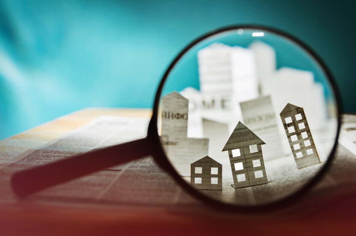 2 Monthly Dividend Stocks to Buy for a TFSA Income Portfolio