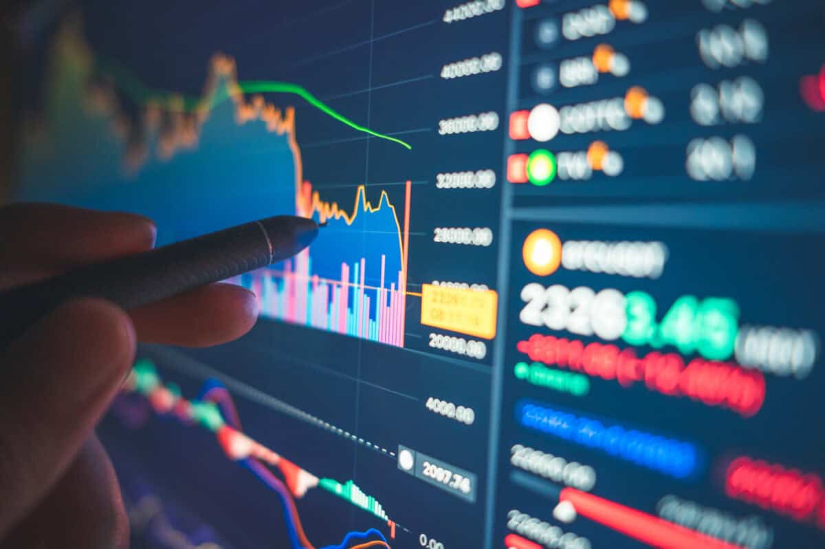 TFSA Passive Income: 2 Top TSX Stocks Finally Trading at a Discount